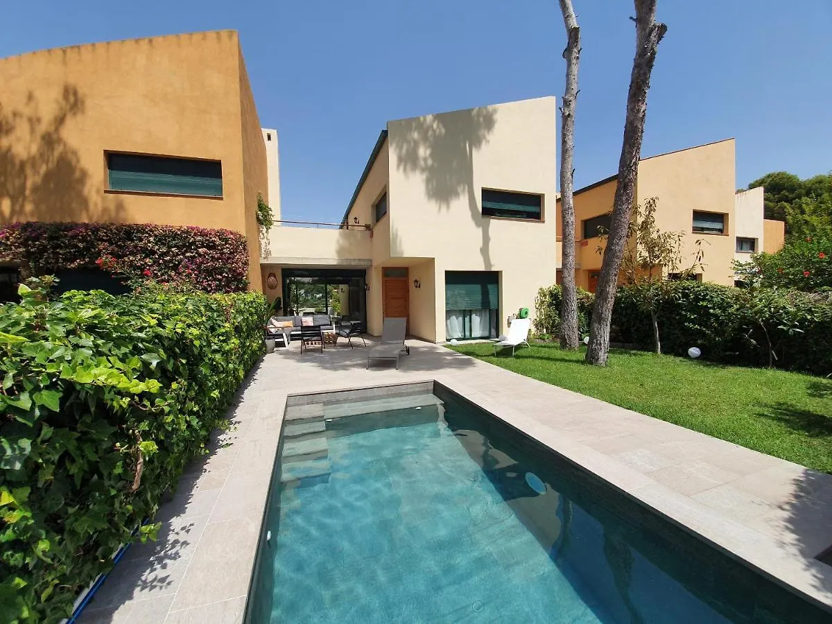 Tarracohomes, Town House La Mora Tarragona Villa