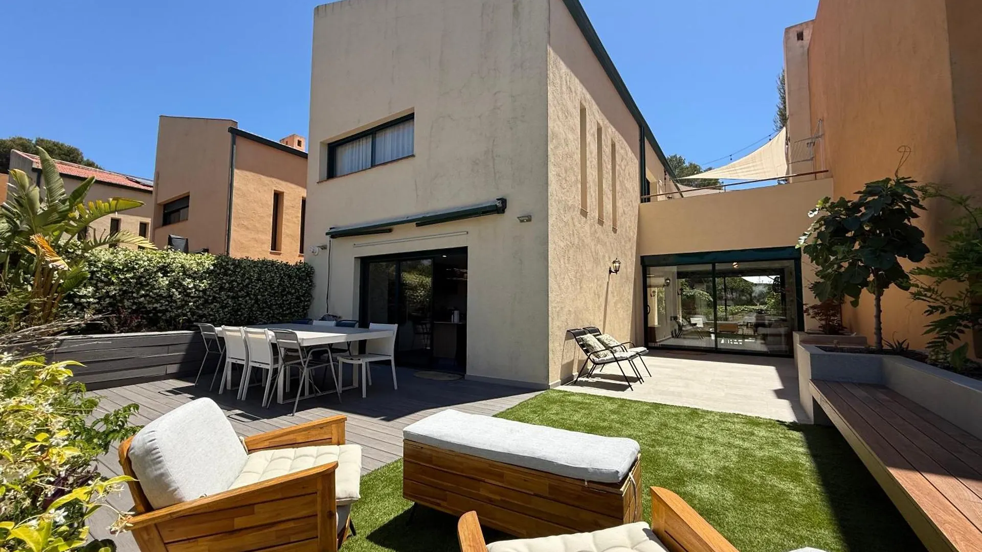 Tarracohomes, Town House La Mora Tarragona